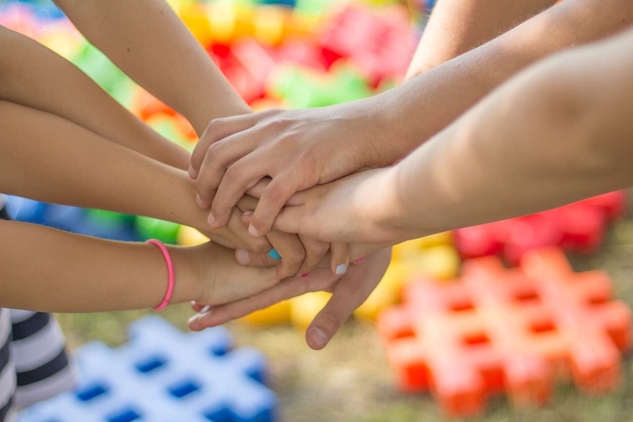 group of children's hands