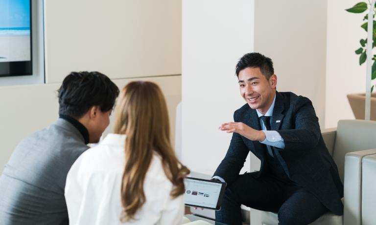 teachers in conversation